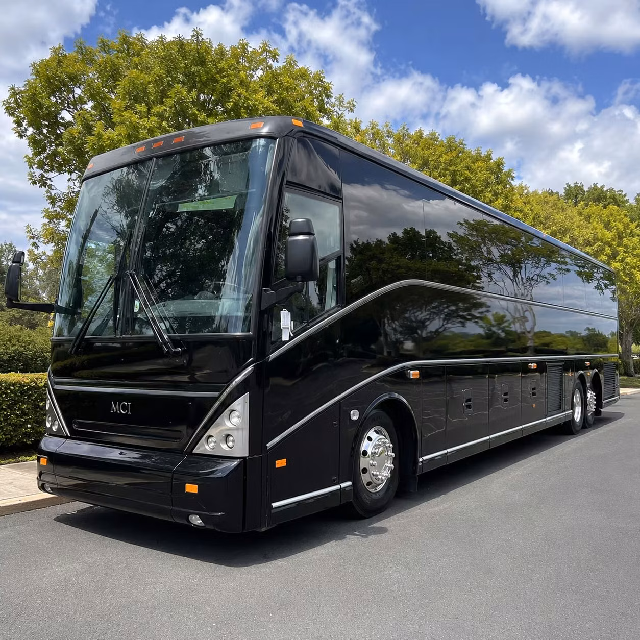 airport transfer shuttles between flower mound and dfw or love field